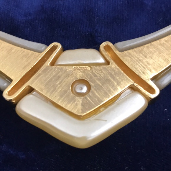 Napier Vintage Simulated Pearl necklace - Picture 3 of 5